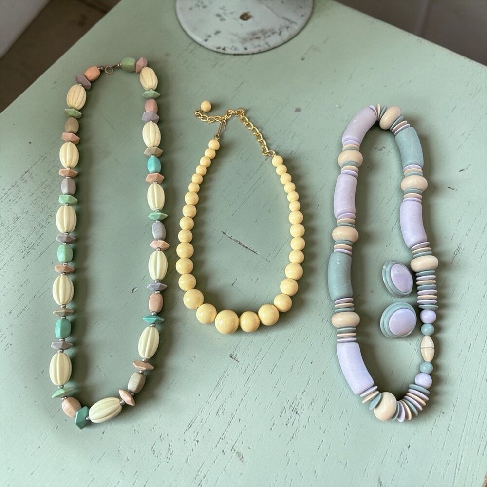 Lot 3 Vintage Beaded Necklaces Pastel Statement Set w Earrings Retro Chic - Picture 1 of 13